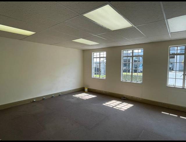 INDUSTRIAL PROPERTY TO RENT IN HALFWAY HOUSE